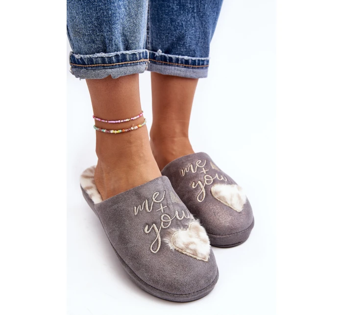 Lesklé dámské pantofle šedé Geraja Lesklé dámské pantofle šedé Geraja