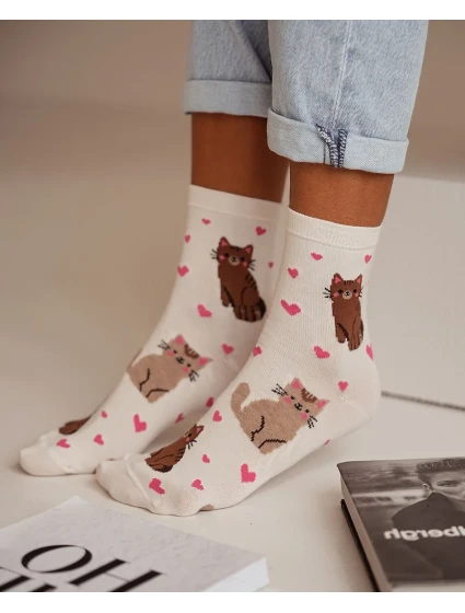 Milena ponožky 0200-136 Kočky a srdce 37-41 Milena ponožky 0200-136 Kočky a srdce 37-41