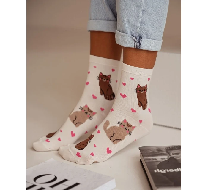 Milena ponožky 0200-136 Kočky a srdce 37-41 Milena ponožky 0200-136 Kočky a srdce 37-41