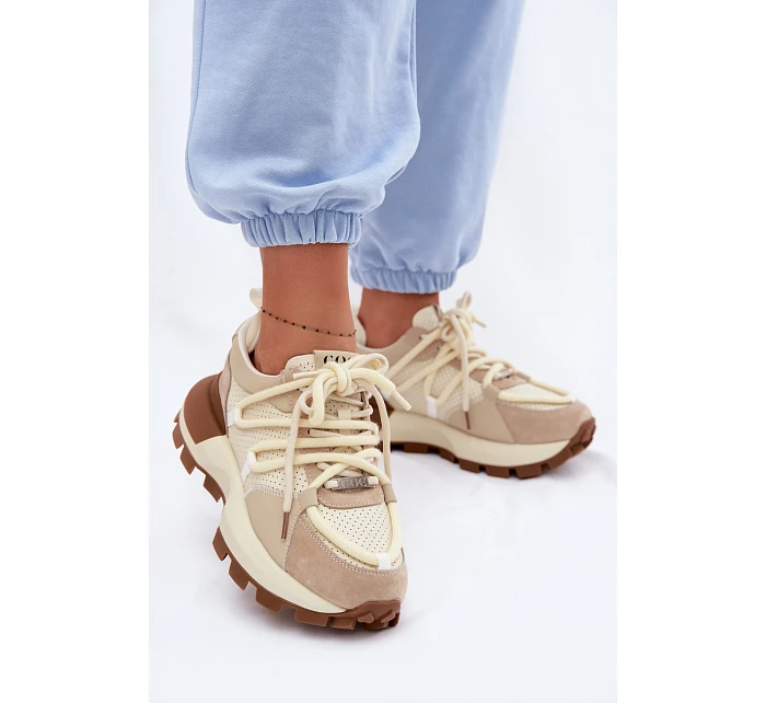 Kožené semišové dámské tenisky model 22095140 Béžové - Goe