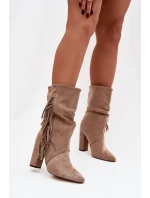 Zateplené dámské kotníkové boty na sloupkovém podpatku s třásněmi a řasením Darlina – béžové