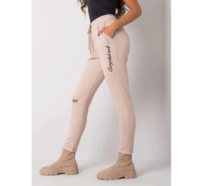 Dámské tepláky RV DR 7076.21 béžová - Fashion relevance Dámské tepláky RV DR 7076.21 béžová - Fashion relevance