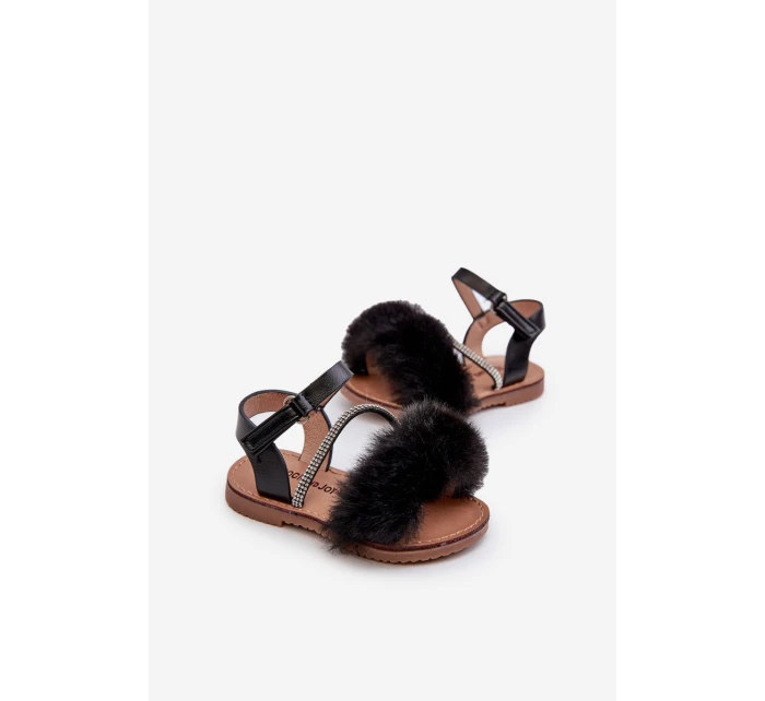 Dětské sandálky na suchý zip s kožíškem černé model 21663021 - Boto Dětské sandálky na suchý zip s kožíškem černé model 21663021 - Boto