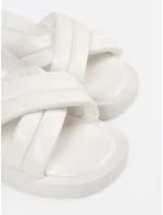 Trendy bílé nazouváky dámské platforma Trendy bílé nazouváky dámské platforma