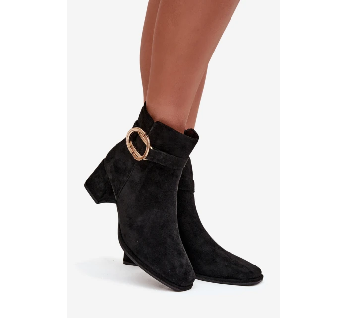 Dámské botky na podpatku se zlatou přezkou Calissa – Černé Dámské botky na podpatku se zlatou přezkou Calissa – Černé