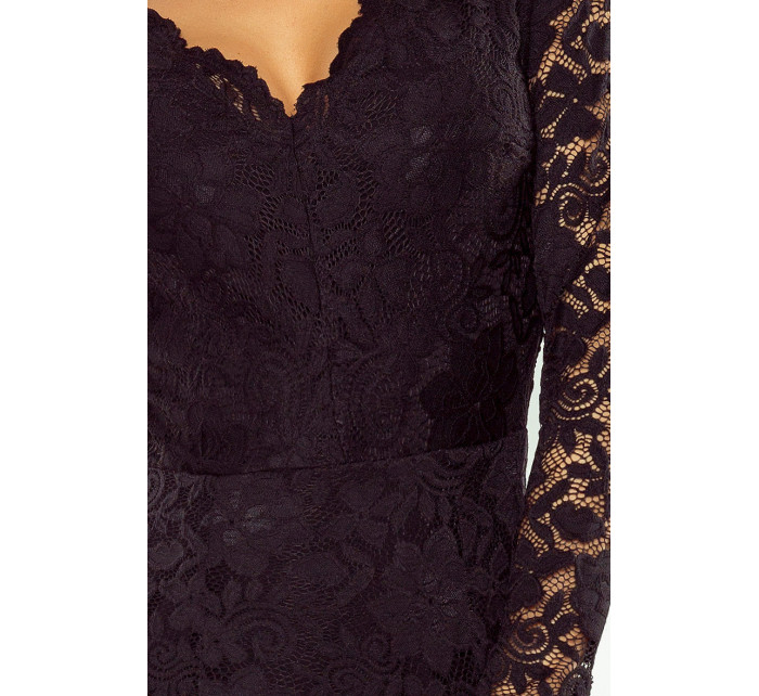 Černé krajkové šaty s dlouhými rukávy a výstřihem model 5406033 - numoco