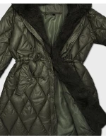 Bunda v khaki barvě s kožešinovou kapucí, která tvoří límec (T3-2635#-22)