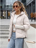 Krótka kurtka damska pikowana z kapturem model 22341005 - FashionStreet Krótka kurtka damska pikowana z kapturem model 22341005 - FashionStreet