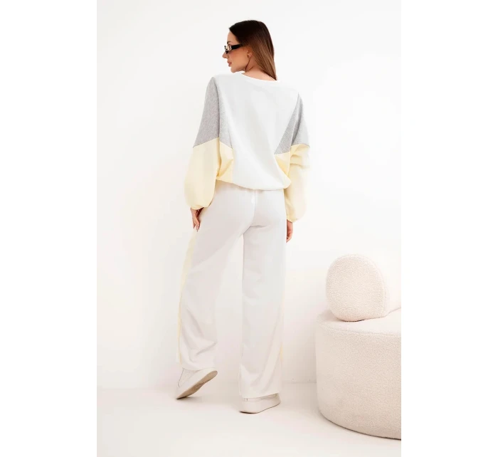 Dámská souprava máslo s volnou mikinou a kalhotami s širokým nohavicí žlutý