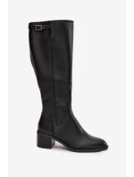 Dámské zimní kozačky s podpatkem a přezkou model 21712590 Černé - VINCEZA