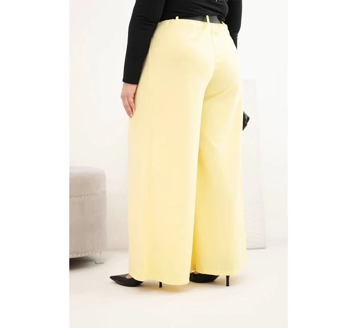 Dámské kalhoty Plus Size se širokou nohavicí a páskem žluté Dámské kalhoty Plus Size se širokou nohavicí a páskem žluté