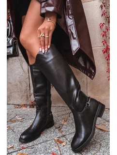 Zateplené dámské kozačky na ploché podrážce s ozdobným detailem Černé Renaya