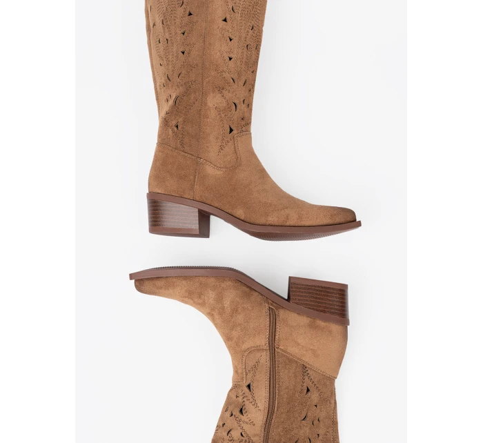 Trendy kozačky hnědé dámské na širokém podpatku Trendy kozačky hnědé dámské na širokém podpatku