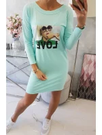 Šaty s potiskem Love v mátové barvě Šaty s potiskem Love v mátové barvě