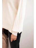 Dámský viskózový svetr s dlouhým rukávem a rozparkem po model 21410308 béžový - K-Fashion Dámský viskózový svetr s dlouhým rukávem a rozparkem po model 21410308 béžový - K-Fashion