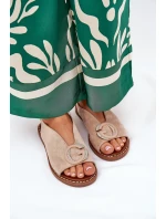 Ploché sandály s ozdobou béžové model 21685714 - Boto Ploché sandály s ozdobou béžové model 21685714 - Boto