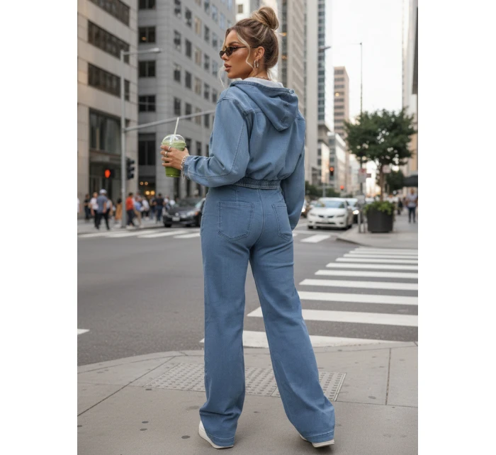 Spodnie damskie z niebieskie model 22016773 - FashionStreet Spodnie damskie z niebieskie model 22016773 - FashionStreet