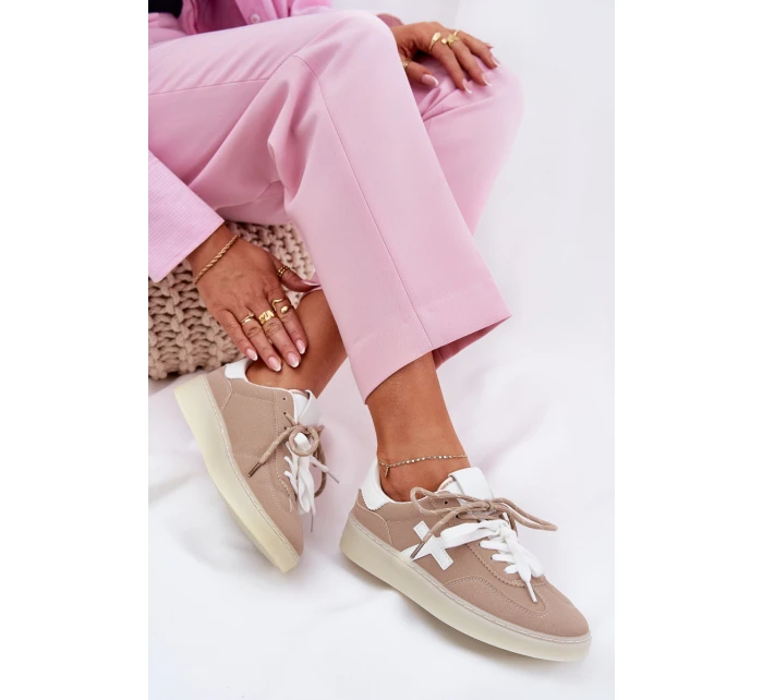 Nízké Dámské Sportovní Boty Béžové model 21685644 - Boto Nízké Dámské Sportovní Boty Béžové model 21685644 - Boto