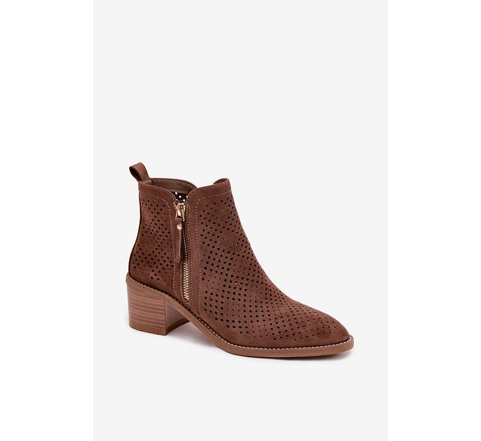 Dámské perforované kotníkové boty Vinceza 58621 Hnědé Dámské perforované kotníkové boty Vinceza 58621 Hnědé