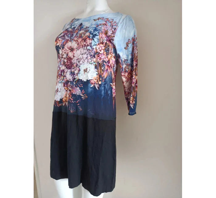 Dámské šaty  model 18885181 - Gemini