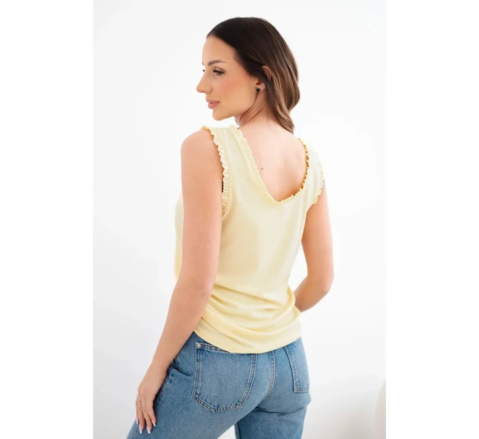 Dámská viskózová halenka s volánkem u výstřihu žlutá Dámská viskózová halenka s volánkem u výstřihu žlutá