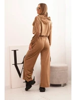 Dámská souprava z vlny s širokými nohavicemi a mikinou s kapucí camelový Dámská souprava z vlny s širokými nohavicemi a mikinou s kapucí camelový