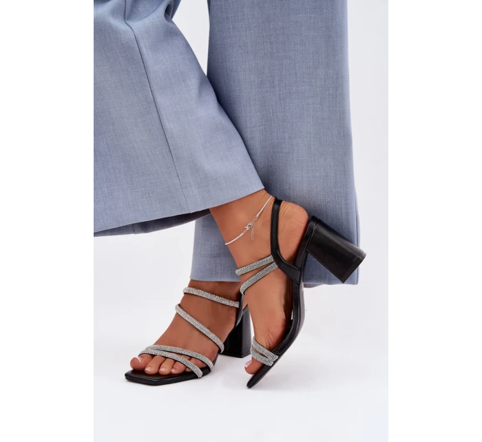 Sandály na podpatku  model 225208 Step in style