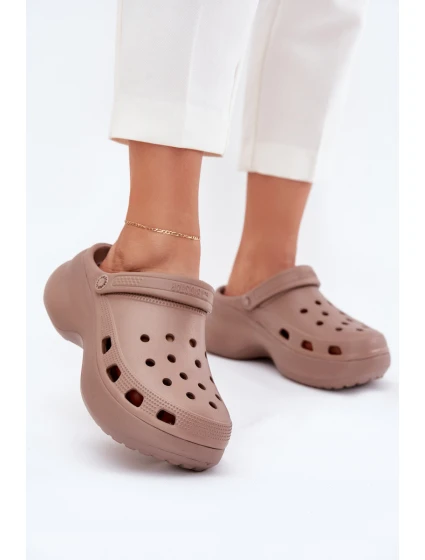 Dámské Pěnové Sandály Na Masivní Podešvi Big Star RR274A121 Tmavě béžové Dámské Pěnové Sandály Na Masivní Podešvi Big Star RR274A121 Tmavě béžové