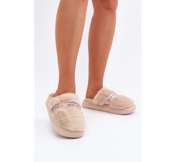 Futrzane Pantofle s Ozdobným Páskem Béžové Savalithea Futrzane Pantofle s Ozdobným Páskem Béžové Savalithea