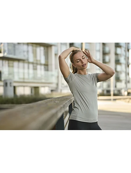 TJ Dámské sportovní tričko 18. sage model 22498267 - Tee Jays TJ Dámské sportovní tričko 18. sage model 22498267 - Tee Jays