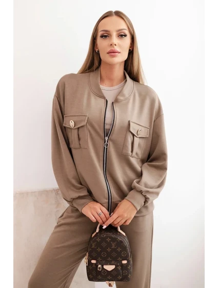 Dámská souprava máslová z viskózy s rozepínací mikinou a kalhotami fango Dámská souprava máslová z viskózy s rozepínací mikinou a kalhotami fango