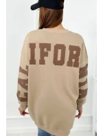 Izolovaná mikina s nápisem California světle béžová
