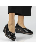 Černé kožené lodičky Filippo DP7661/26 BK na podpatku