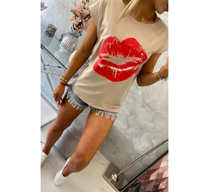 Halenka s potiskem rtů béžová