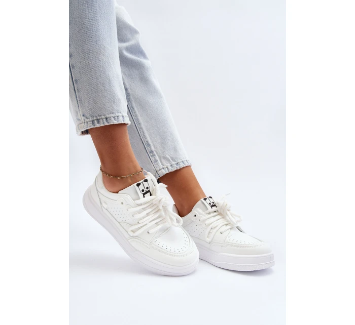 Dámské tenisky z ekokože bílé model 21648820 - Boto