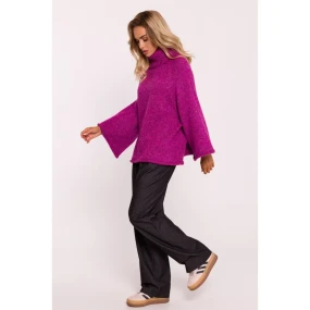M822 Trapézový svetr s rolákem - amarantová barva