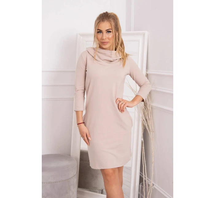 Šaty s kapucí a kapsami béžové