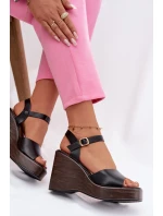 Dámské sandály na platformě Eko kůže Černé model 21937502 - Boto Dámské sandály na platformě Eko kůže Černé model 21937502 - Boto