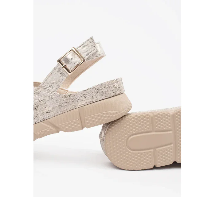 Praktické  sandály dámské Jasnobeżowy na plochém podpatku