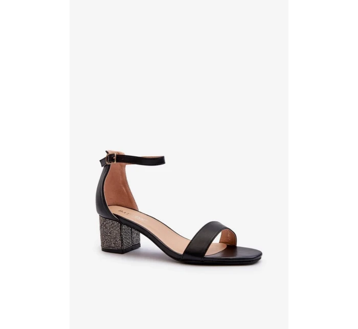 Sandály na podpatku  model 195742 Step in style