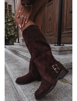 Zateplené dámské kozačky s přezkami čokoládové model 21715392 - Boto