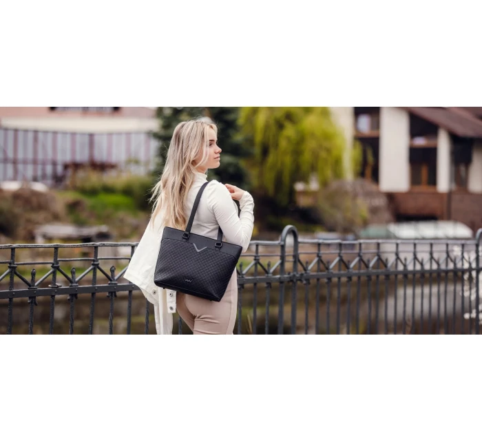 Kabelka VUCH Neela Black