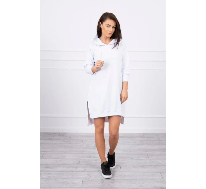 Šaty s kapucí a delšími zády bílé Šaty s kapucí a delšími zády bílé