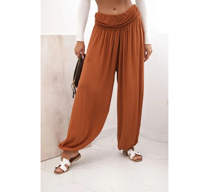 Dámské viskózové kalhoty s širokými nohavicemi a volánky zázvor