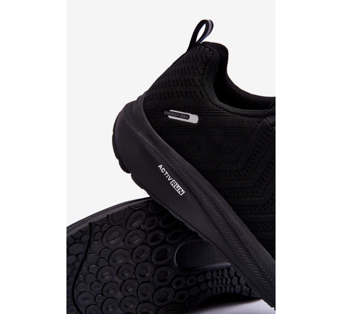 Klasické pánské sportovní boty černé McBraun