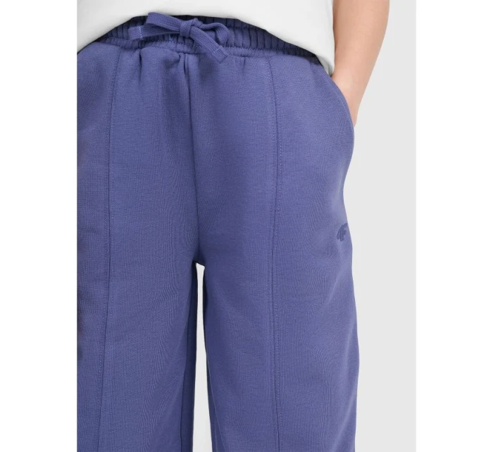 Dívčí tepláky s širokými nohavicemi 4F 4FJRAW25TTROF1598-33S Dívčí tepláky s širokými nohavicemi 4F 4FJRAW25TTROF1598-33S