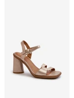 Kožené sandály na podpatku Maciejka 06029-25 Zlaté