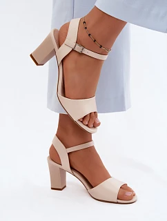 Sandály na podpatku  model 228103 Step in style