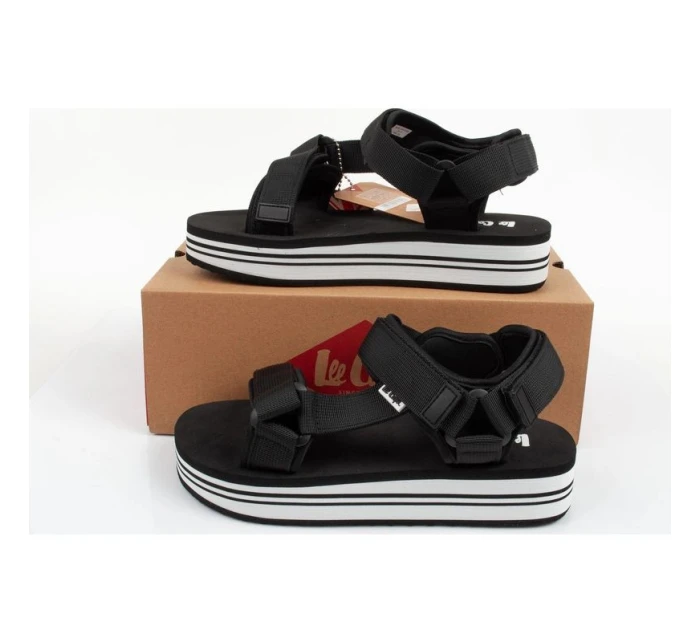 W model 20080805 sandály - Lee Cooper