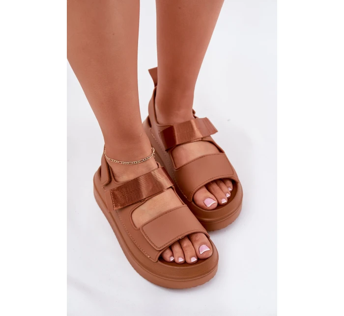 Dámské sandály na platformě se suchým zipem Camel Nitepira Dámské sandály na platformě se suchým zipem Camel Nitepira